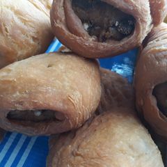 A picture of Fish roll.
