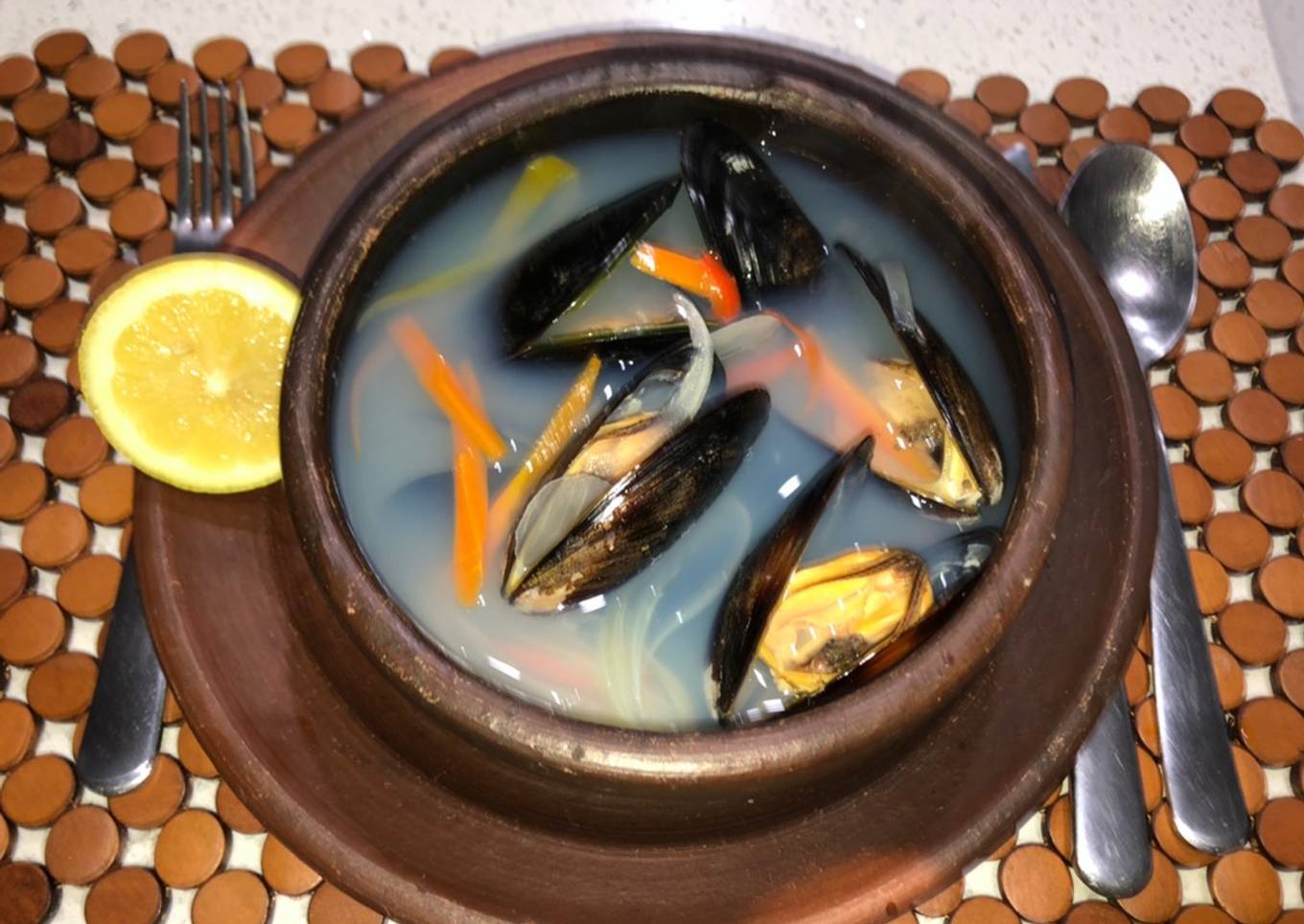 Caldillo de mejillones