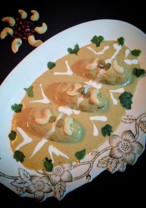 पनीर मलाई कोफ्ता और खस्ता रोटी (Paneer malai kofta aur khasta roti recipe in hindi) रेसिपी मुख्य फोटो
