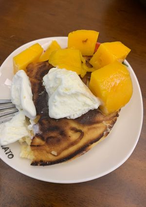 有一點焦之冰淇淋芒果鬆餅 的食譜成品照片