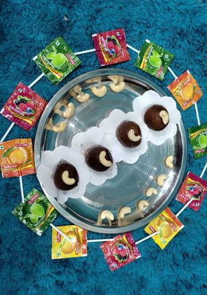 गुलाब जामुन (gulab jamun recipe in Hindi) रेसिपी मुख्य फोटो