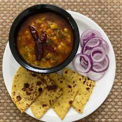 A picture of Dal Palak.