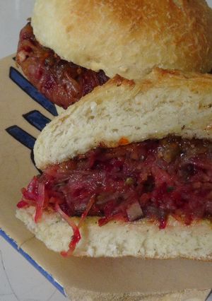 Une photo de Burger végétarien (façon steak de bœuf)