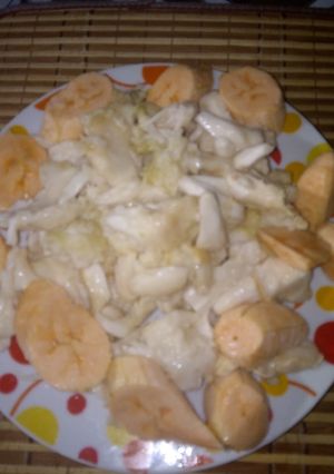 Una foto de Ensalada de chirimoya y plátanos