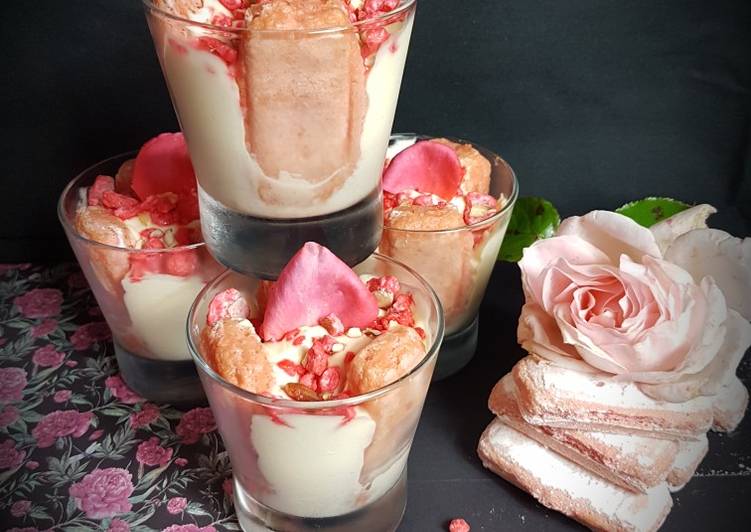 Comment Servir Tiramisu à la Rose