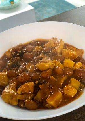عکسی از دستور خوراک لوبیا با مرغ