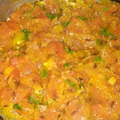 A picture of Tomato Sabzi.