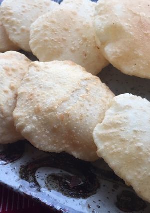 A picture of Bangladesh easy fried bread Luti.