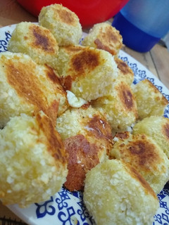 Una foto de Bombas de papas y roquefort (al horno, sin gluten)