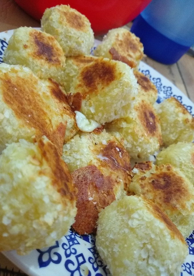 Una foto de Bombas de papas y roquefort (al horno, sin gluten)
