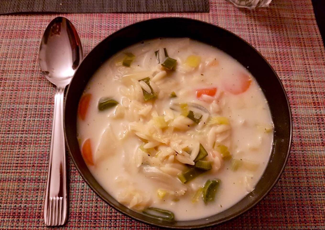 Soupe de légumes et petites pâtes