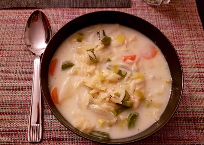 Soupe de légumes et petites pâtes