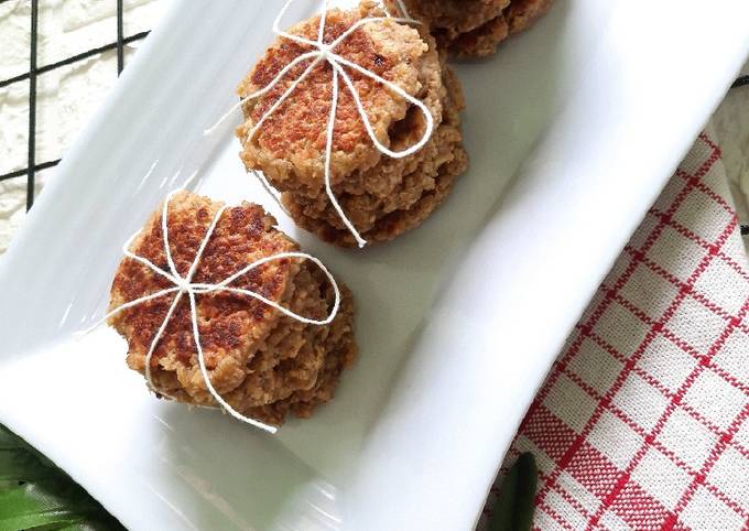 Banana Oat Chewy Cookies