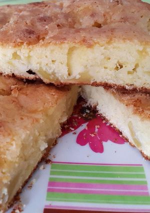 Una foto de Torta de manzana y mascarpone