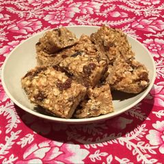A picture of Peanut butter flapjacks.