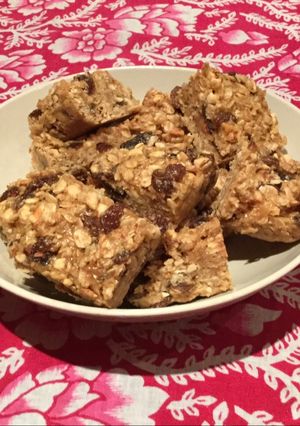 A picture of Peanut butter flapjacks.