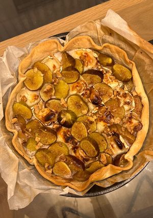 Une photo de Ma tarte figue chèvre miel noix 🍯