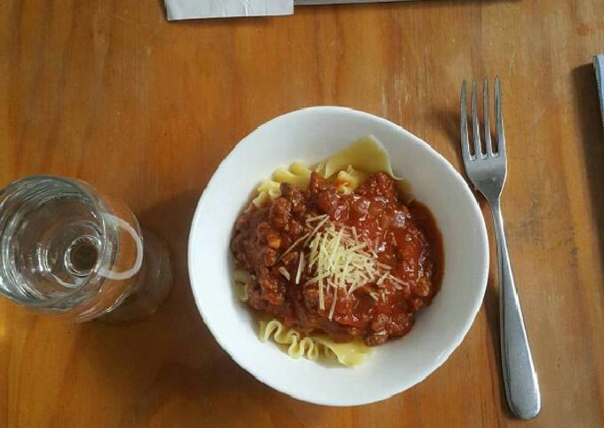 Pasta with Easy Meat Sauce