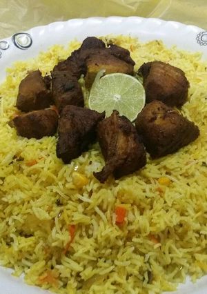 صورة لوصفة برياني مع سمك مقلي
