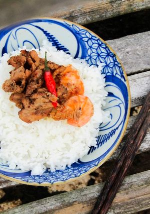 Hình của món Thịt kho xá xị về quê.