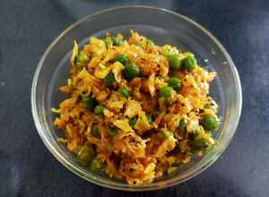A picture of Cabbage Peas Sabzi.