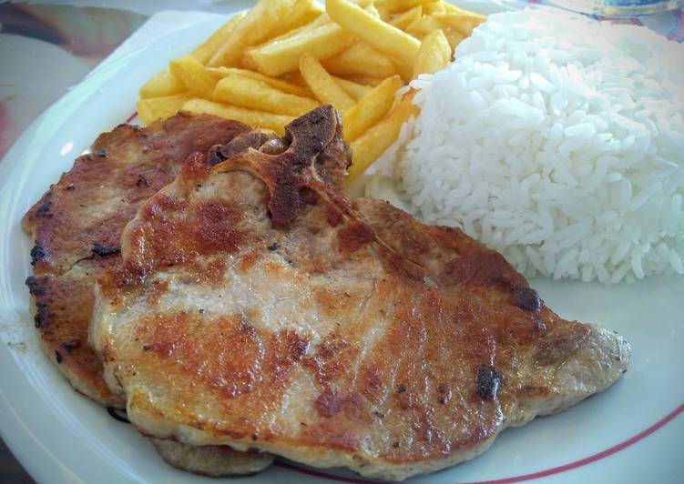 Bisteca Suina na chapa - Tudogosreceitas