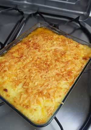 A picture of Baked Meat Pie with Mashed Potatoes.