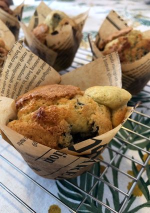 A picture of Banana Blueberries Muffin.