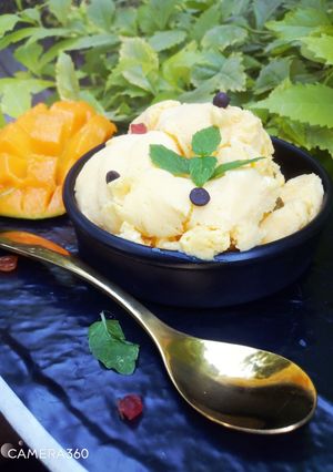 A picture of Mango Ice Cream.