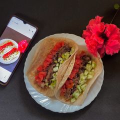 Hibiscus Taco A picture of Hibiscus Taco.