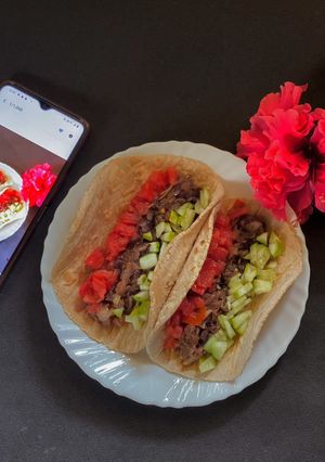 A picture of Hibiscus Taco.