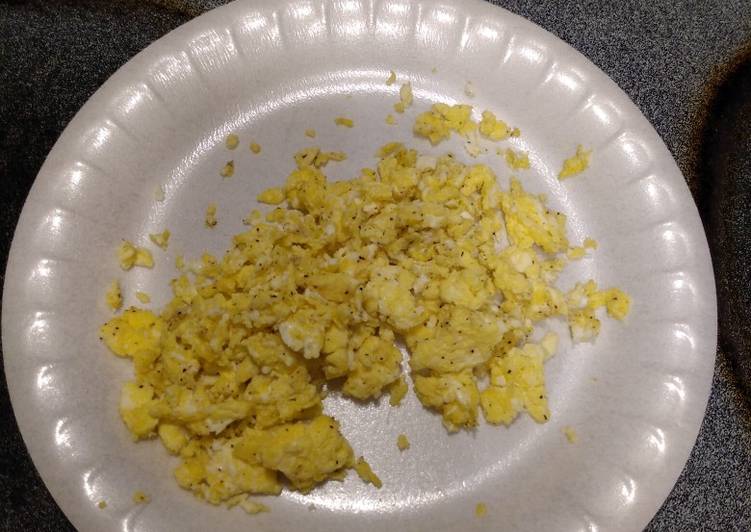 Easiest Way to Make Homemade Scrambled Eggs