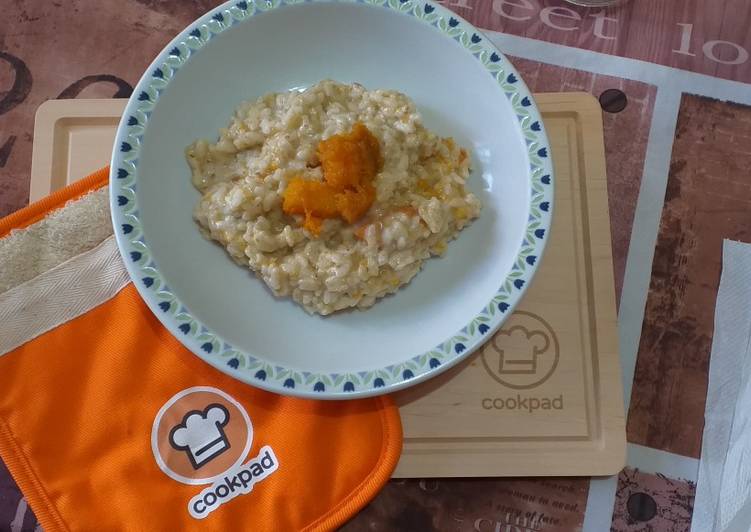 Risotto con crema di funghi e zucca aromatizzata alla cannella