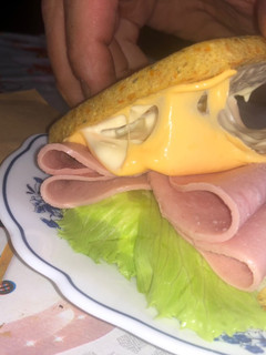Una foto de Pan de avena para sándwich y bocadillos (en microondas)
