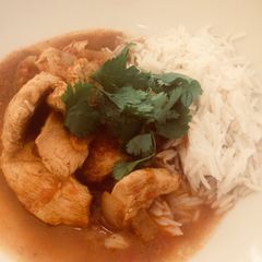 A picture of Chicken & Tomato Curry.