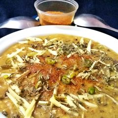 A picture of Jhat pat Haleem.