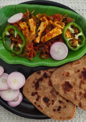 વેજીટેબલ જાલફ્રેઝી (Vegetable Jalfrezi Recipe In Gujarati) રેસીપી મુખ્ય ફોટો