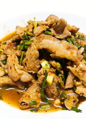 รูปของ 🌶️น้ำตกหมูแซ่บนัวน์🐷