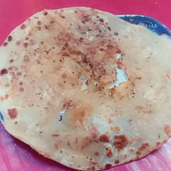 A picture of Aloo ka paratha.