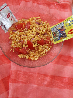 કોર્ન ચાટ (Corn Chaat Recipe In Gujarati) રેસીપી મુખ્ય ફોટો