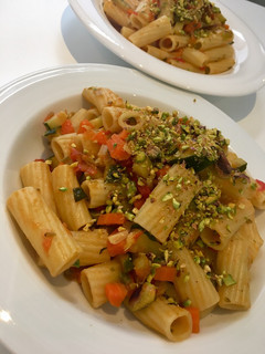 Una foto de Macarrones vegetarianos picantes