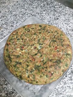 Una foto de Tortilla de arroz integral y vegetales