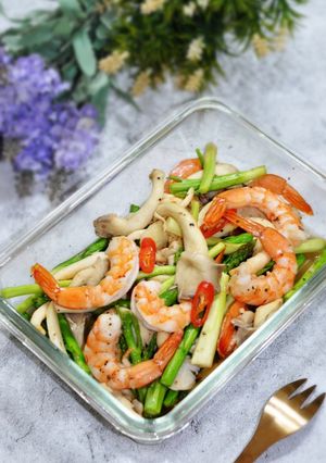 《微波爐料理》蘆筍鮮蝦 的食譜成品照片
