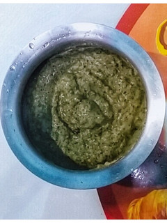 🌿🌿முடக்கத்தான் கீரை சட்னி🌿🌿 (Mudakkathan keerai chutney recipe in tamil) செய்முறை முக்கிய புகைப்படம்
