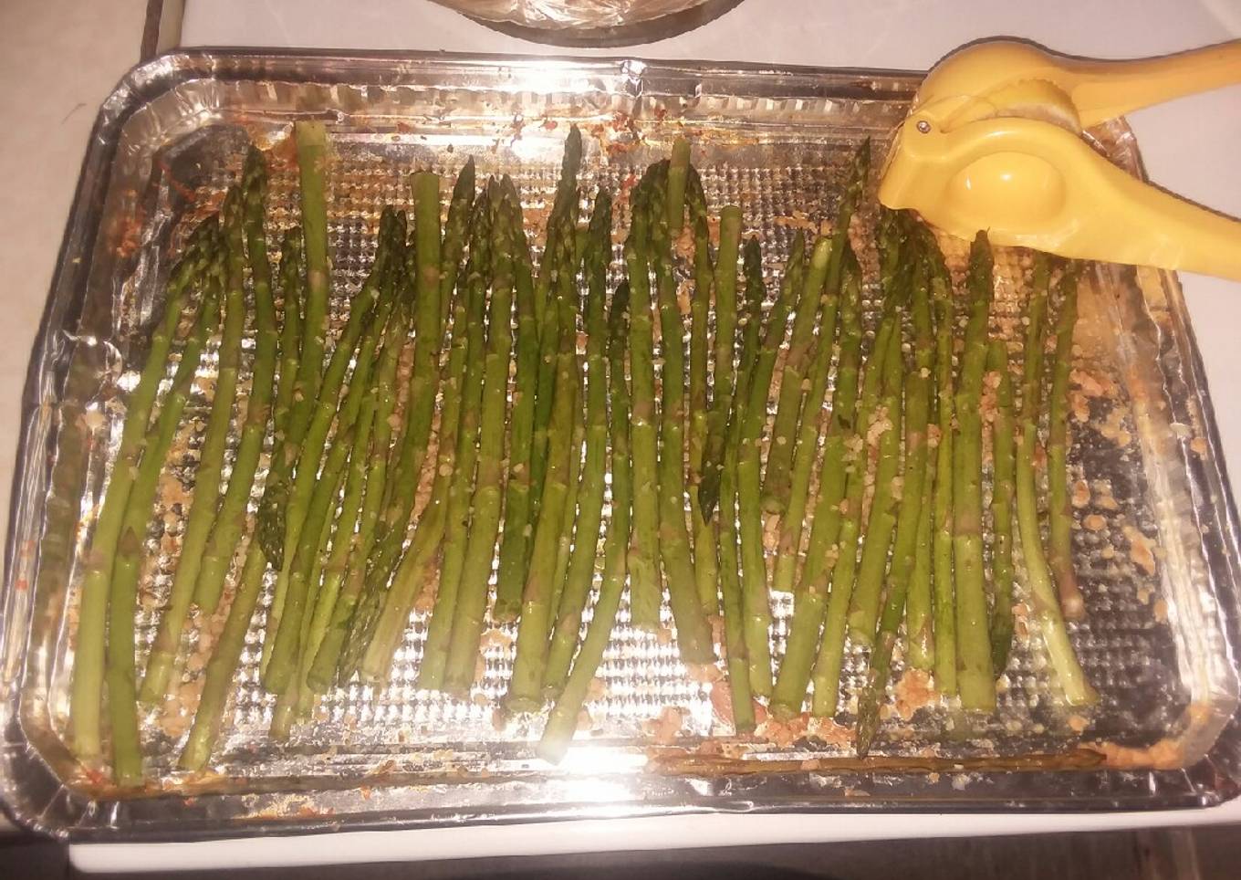 Regular roasted asparagus