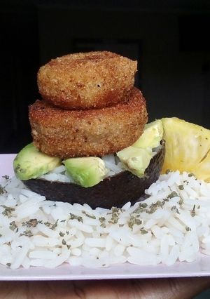 A picture of Dredged sweet potatoes (SP), infused rice, Avo & Pine slices.