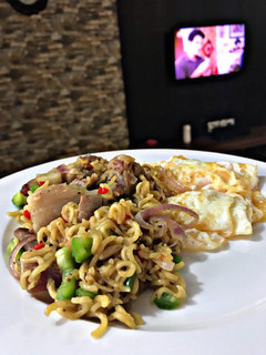 A picture of Pork Chop Noodles.