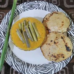 A picture of Drumstick curry.