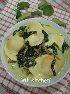 Foto resep Gulai daun singkong telor ceplok