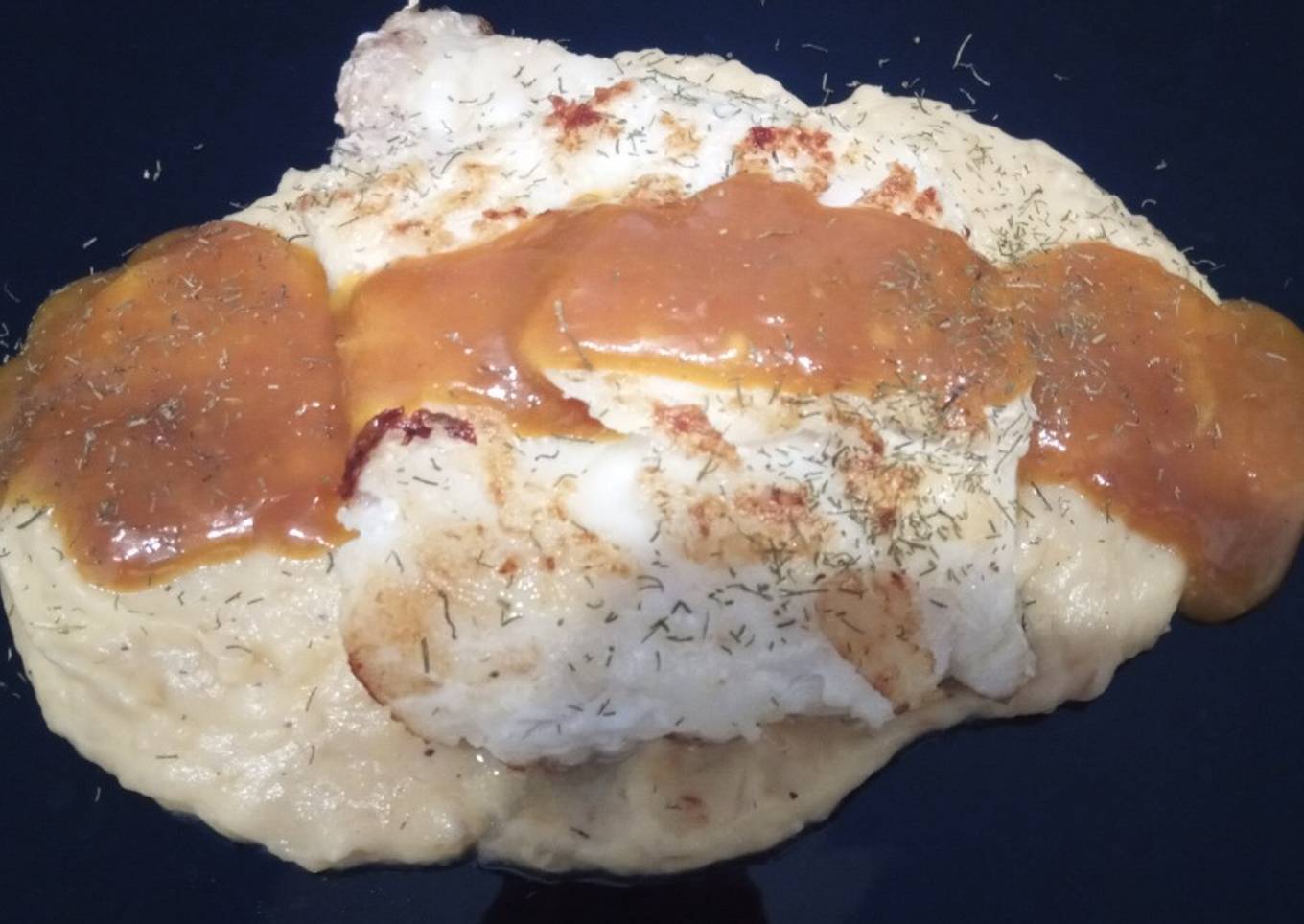 Bacalao Skrei a la Plancha con Parmentier de Cebolla a la Naranja